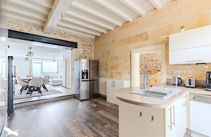 Maison en pierre de 5 pièces principales — photo 2