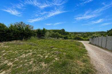 Terrain  167700 €