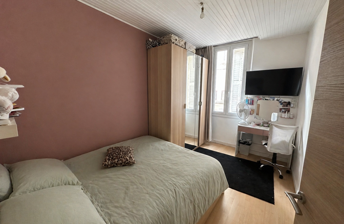 Appartement 3 pièces 65 m2   Calme absolu   Sans vis-à-vis   Marseille 13001 — photo 5