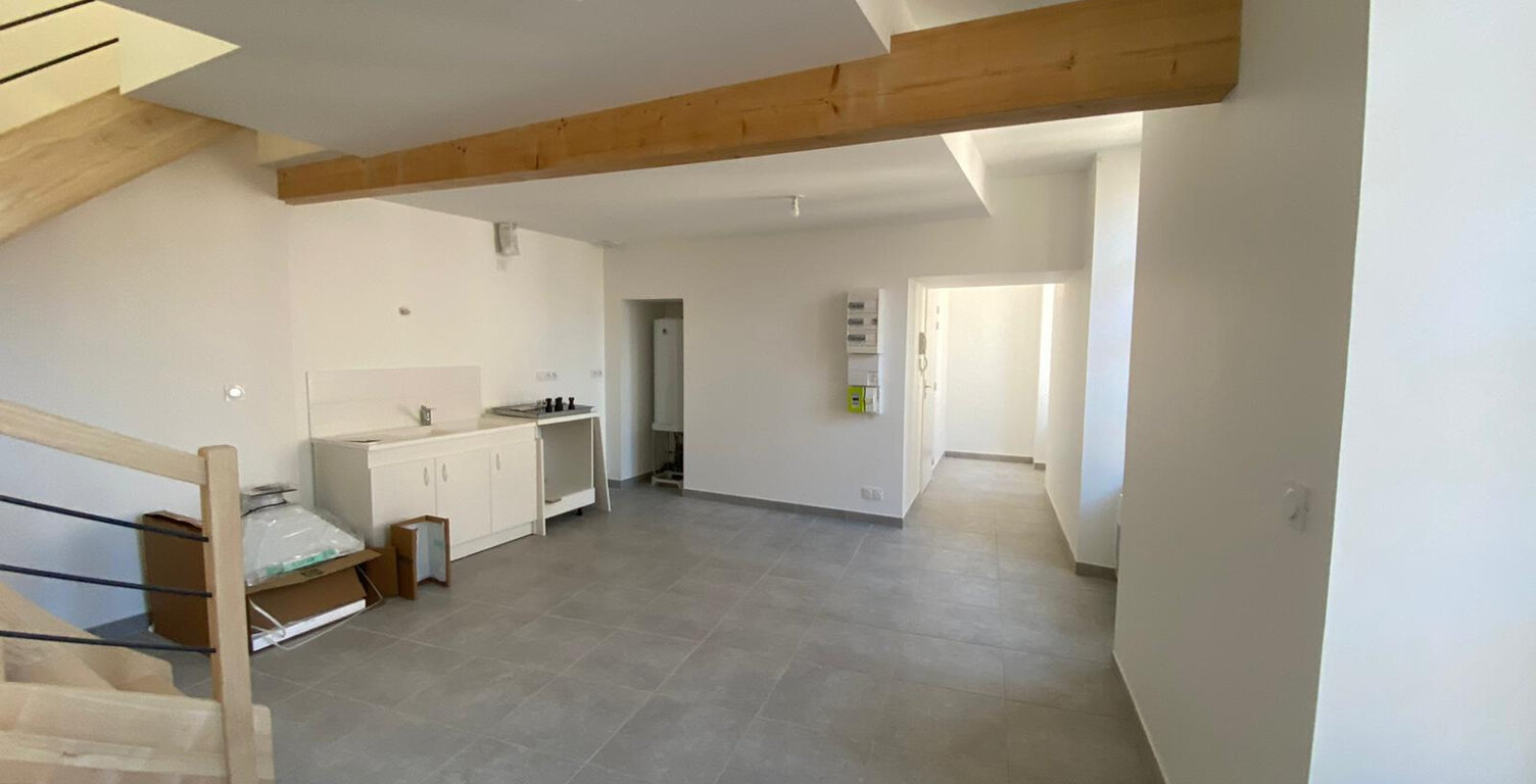 Côte Jacquemart, T3 duplex à louer au 2e étage ... — photo 1