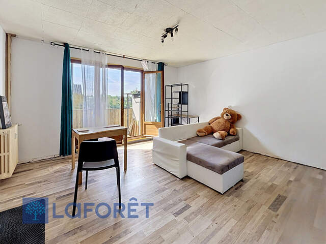 EVREUX - Appartement une chambre avec balcons — photo du bien