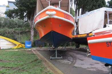 Commerce  528000 €