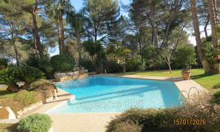 Maison  500 m² à vendre à Mougins (06250)