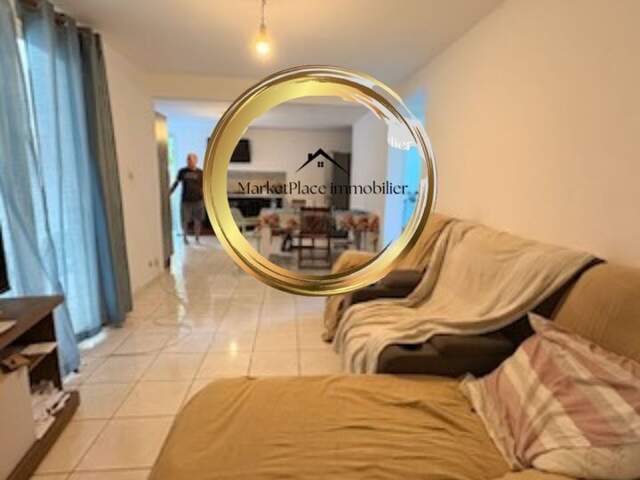 Vends maison + Grand terrain — photo du bien