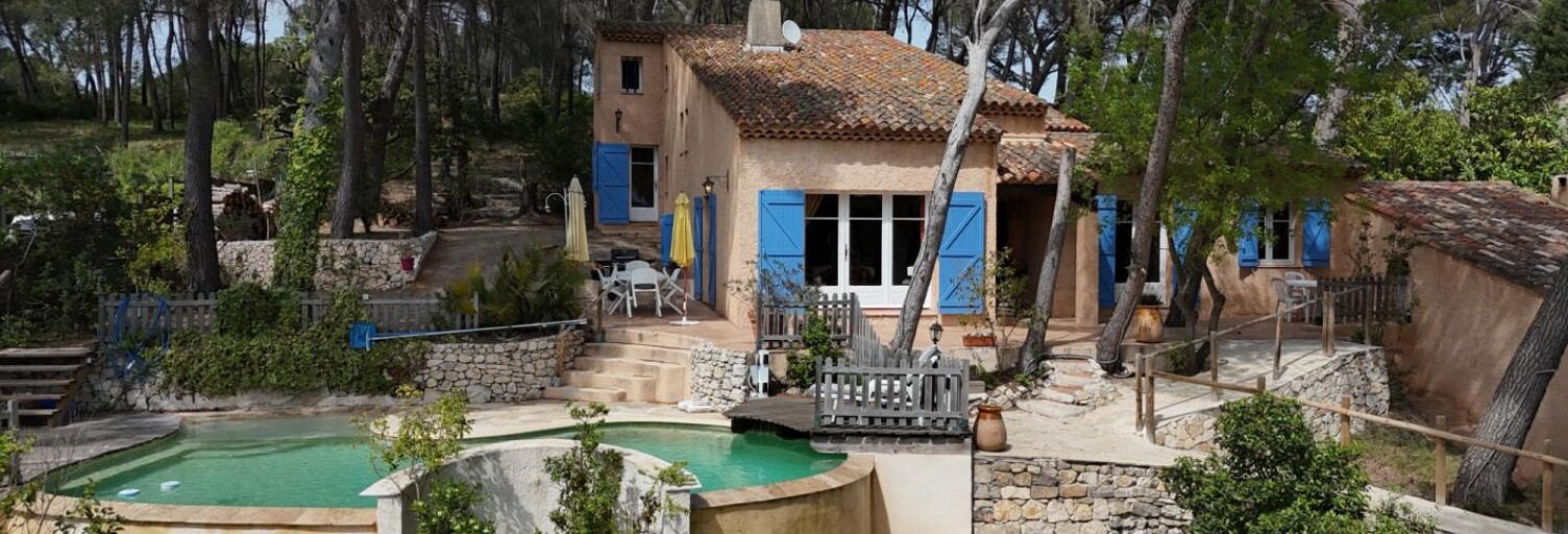 Maison 8 Pièces 210 m² à vendre à Ventabren (13122)