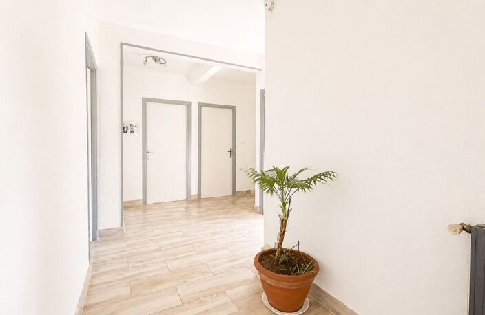 Grande maison familiale avec dépendances et terrain   — photo 5