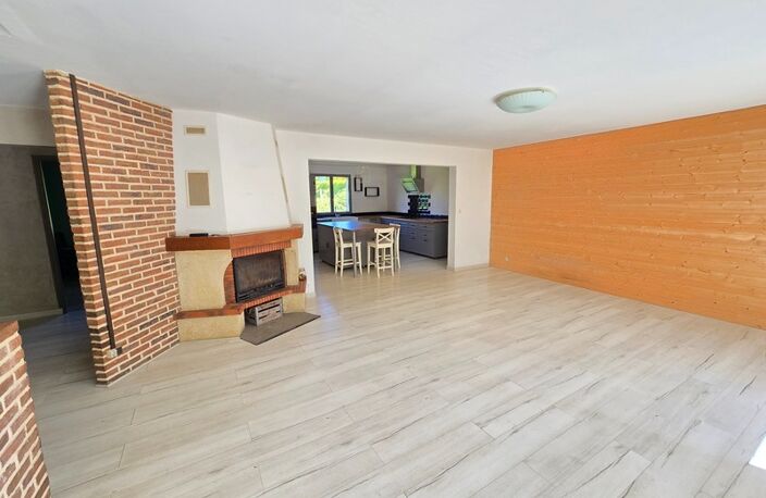 LA CAPELLE (02) -   Vente maison individuelle semi-plain-pied 182 m² avec 6 chambres, garage   et terrain ☘️ — photo 2