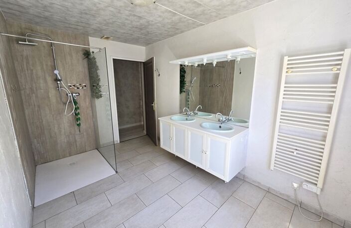 LA CAPELLE (02) -   Vente maison individuelle semi-plain-pied 182 m² avec 6 chambres, garage   et terrain ☘️ — photo 5