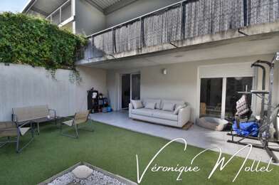 Appartement 4 pièces 249000 €