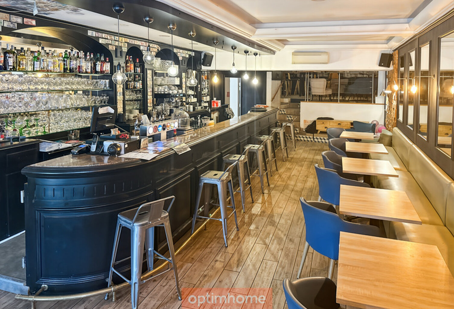 RESTAURANT PIZZERIA BAR 390 M2, terrasse 50 places assises sur rue piétonne — photo 1