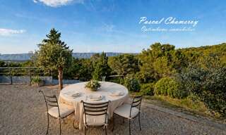 Maison 6 Pièces 190 m² à vendre à Vernègues (13116)