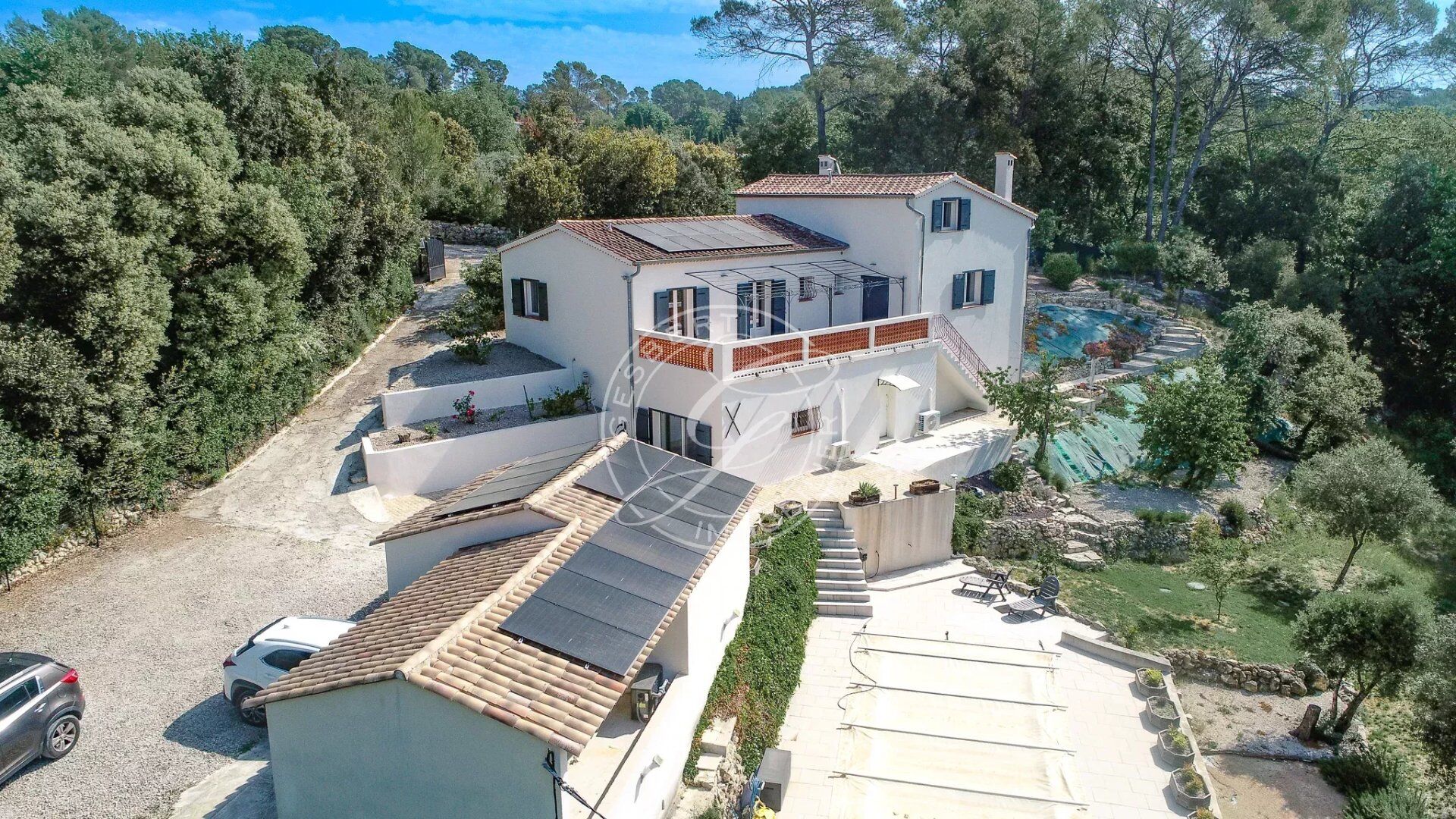 Villa / Maison  T7 à vendre Lorgues 83510