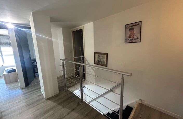 aix les bains centre appartement 4 pièces 100 m2 env avec cave et place de parking privative — photo 4