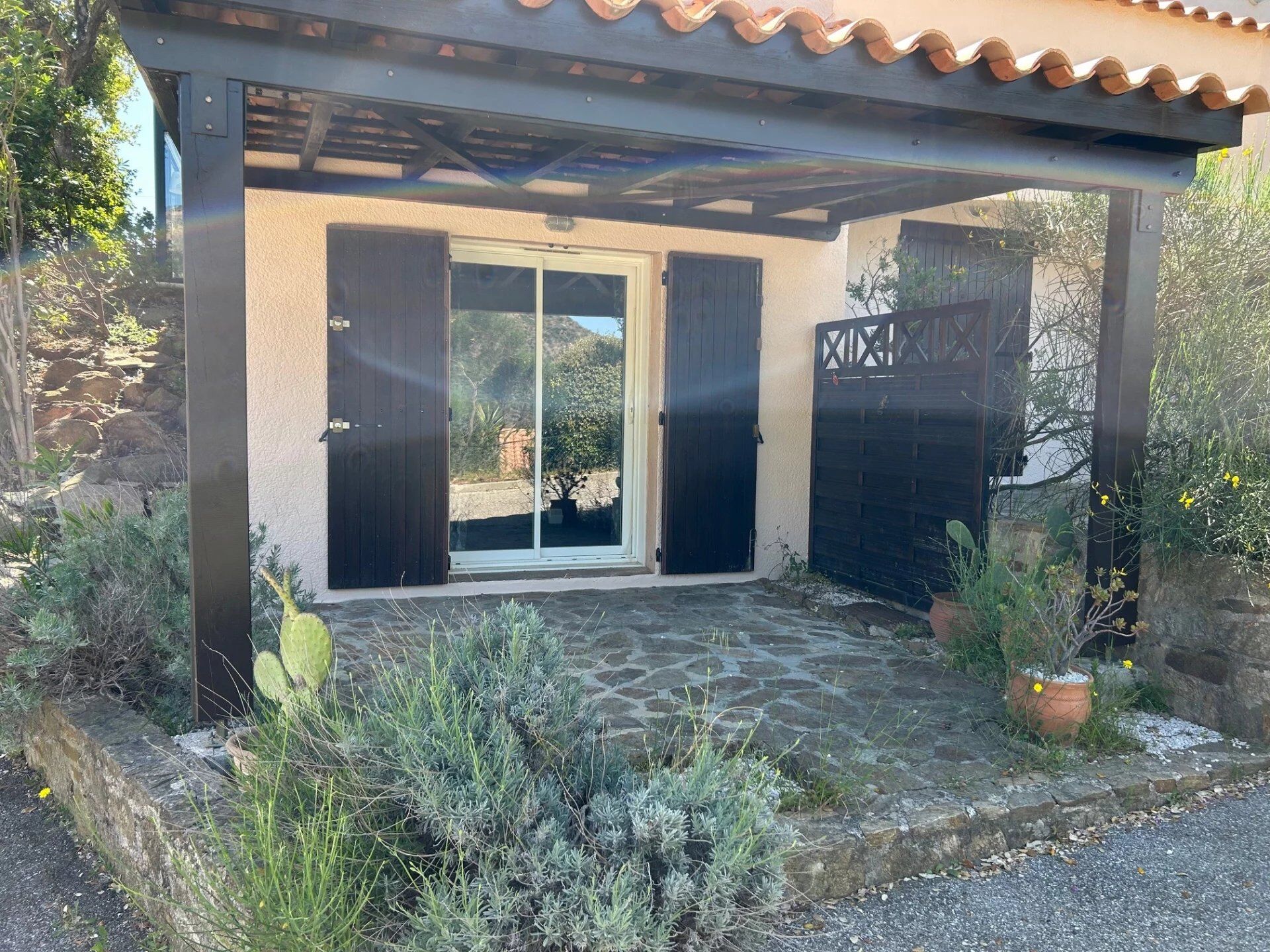 Appartement  T1 à vendre Lavandou (Le) 83980