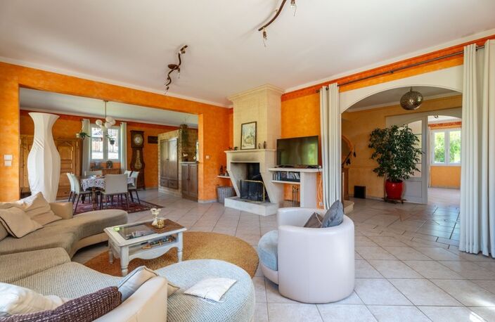 Propriété de charme avec vue panoramique sur la forêt 170m2, dépendance avec studio et grange, SALLEBOEUF — photo 5