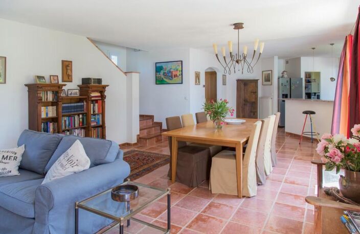 À vendre magnifique villa avec piscine GOLF DE LA VALDAINE — photo 4