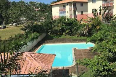 Appartement 3 pièces 142860 €