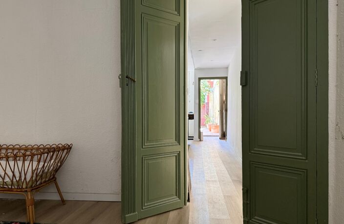 NARBONNE CENTRE HISTORIQUE — MAISON DE VILLE 224 M², COUR INTÉRIEURE, PATIO, BALCON ET TERRASSE — photo 5
