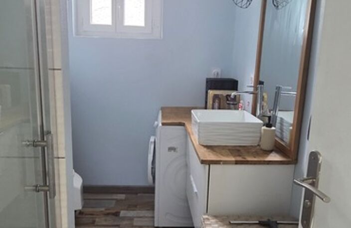 Appartement T2, rénové entièrement, 85m², mezzanine, centre de LARUNS (64) — photo 4
