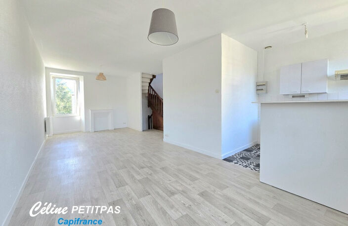 Appartement Duplex à vendre T3 – 63m² – 2ch - Centre-ville de Montfort sur Meu — photo 2