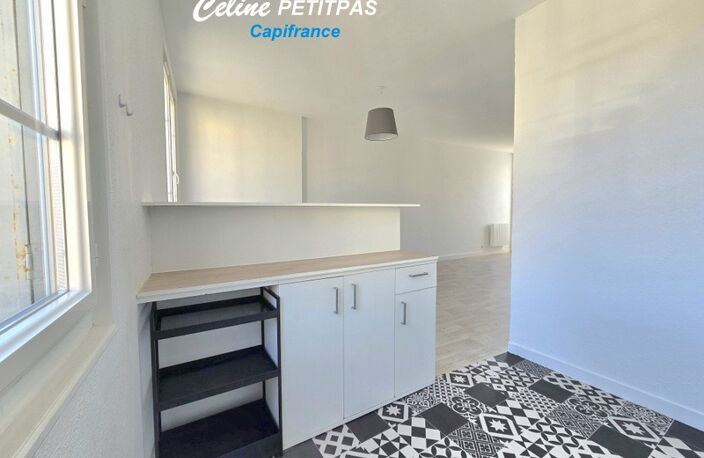 Appartement Duplex à vendre T3 – 63m² – 2ch - Centre-ville de Montfort sur Meu — photo 3