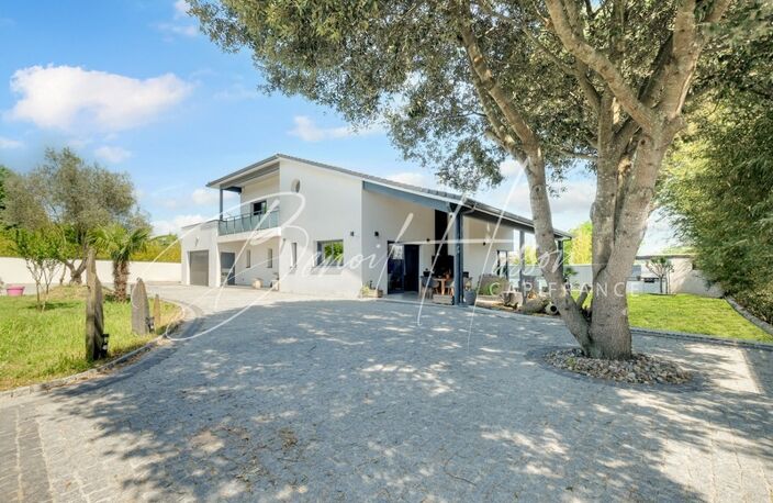Villa T5 de 190m² sur terrain de 1074m² — photo 2