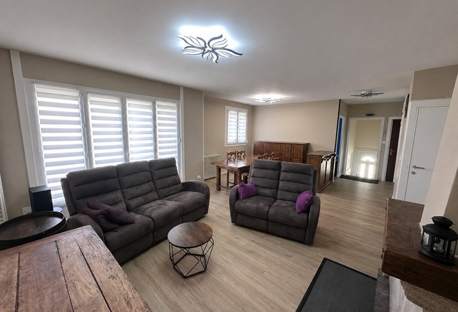 À vendre – Maison familiale avec sous-sol aménagé sur terrain de 800 m² — photo 1
