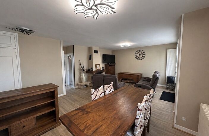 À vendre – Maison familiale avec sous-sol aménagé sur terrain de 800 m² — photo 2
