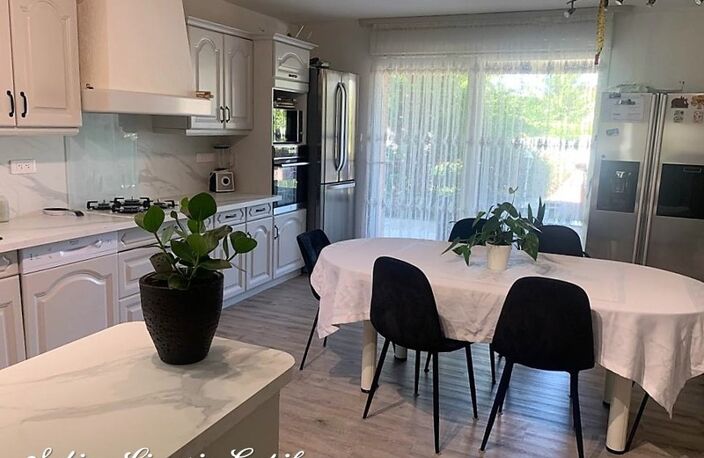 Dpt Doubs (25), à vendre VIEUX CHARMONT maison P8 — photo 2