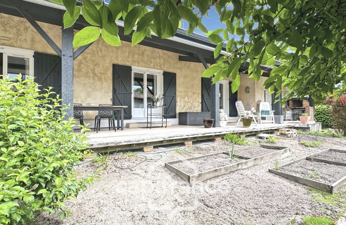 CASTETS 40  – Maison rénovée de 123 m² avec T1 indépendant, sous-sol aménageable de 100 m² et jardin paysagé — photo 4