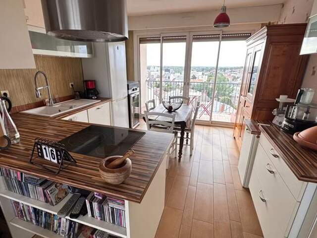Appartement à vendre 0 pièces LA ROCHE SUR YON (85) — photo du bien