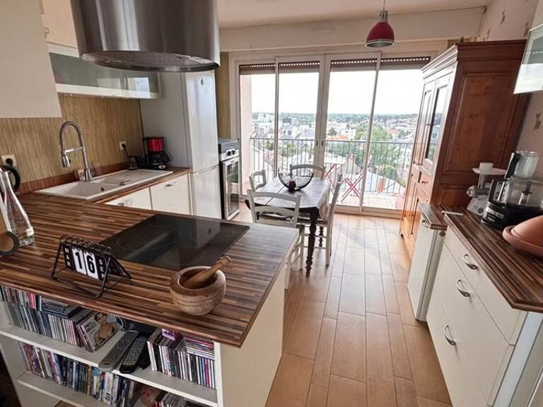 Appartement à vendre 0 pièces LA ROCHE SUR YON (85) — photo 1