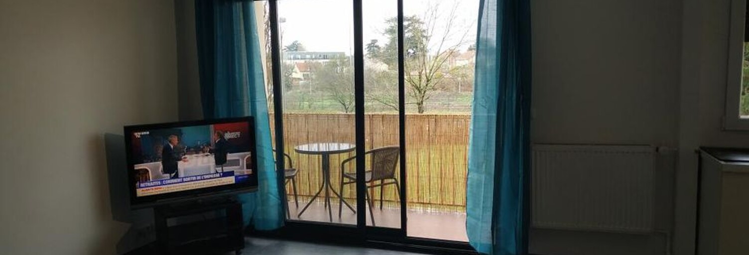 Appartement 1 Pièce 33 m² à louer à Combs-la-Ville (77380)