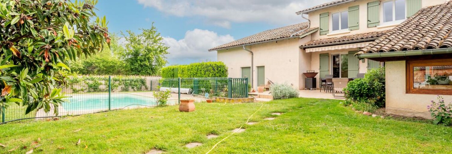 Maison 6 Pièces 243 m² à vendre à Cercié (69220)