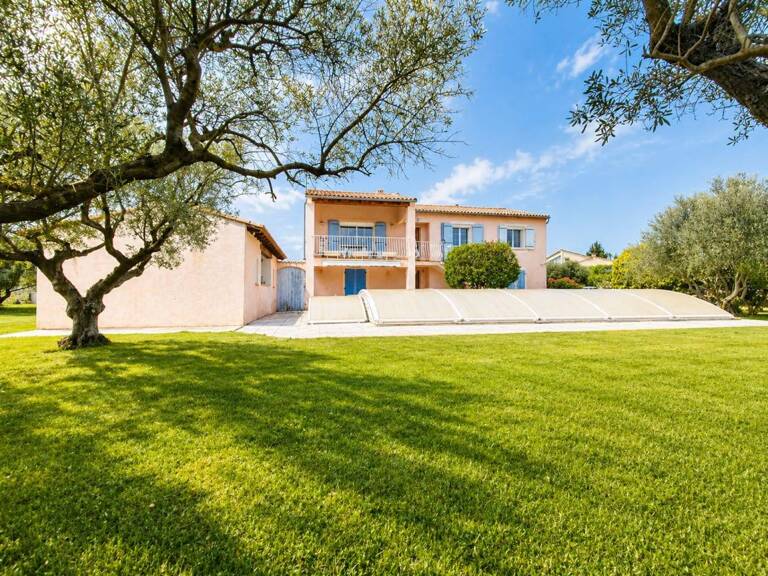 Maison À Vendre Aramon, 160 m², 4 chambres, Jardin, Piscine, Dépendances — photo 1