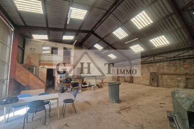 Local industriel  2300 €