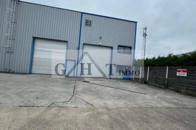 Local industriel  750000 €