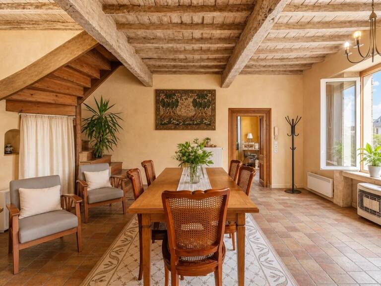 Maison de charme en vente à Courzieu - Idéal pour familles — photo 1
