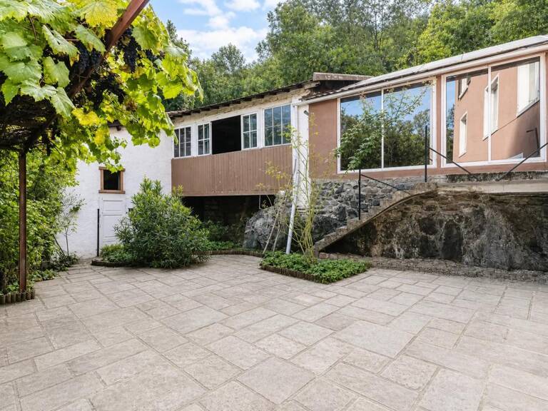 Maison de charme en vente à Courzieu - Idéal pour familles — photo 1