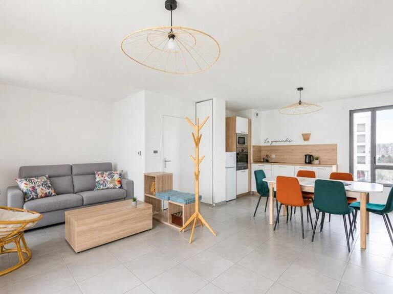 Superbe T4 avec Terrasse à Bron — photo 1