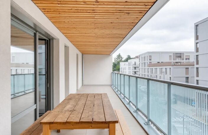 Superbe T4 avec Terrasse à Bron — photo 2