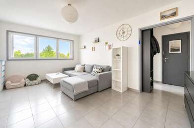 Appartement 4 pièces 180000 €