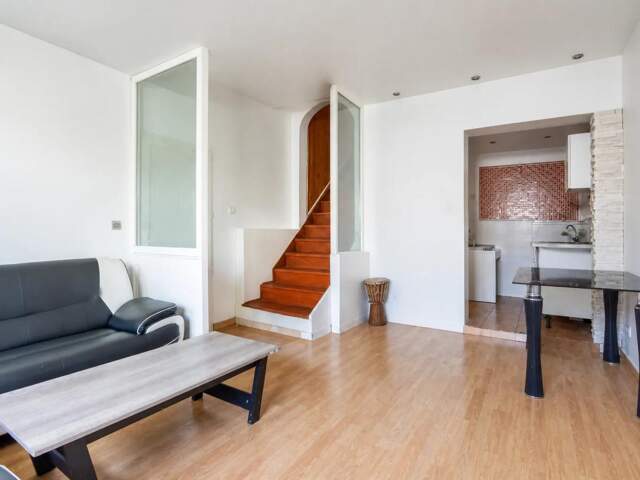 Maison Pierrefitte 180 m² sur terrain loué — photo du bien