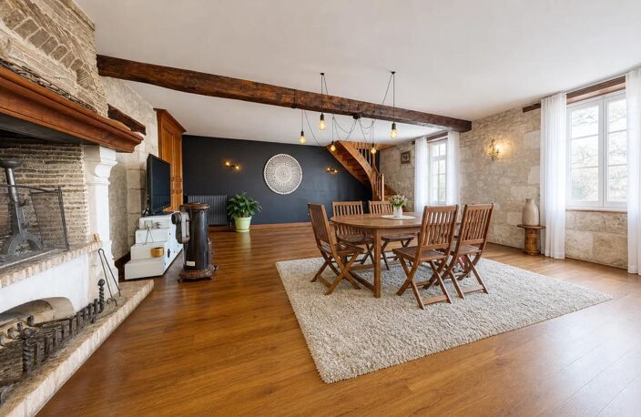 Belle maison en pierre XVIIIᵉ - 265m² Eymouthiers — photo 5