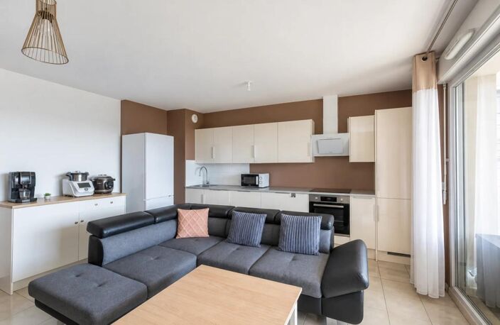 VENDU LOUÉ - 3 pièces de 63 m2, situé à Vaulx-en-Velin — photo 3