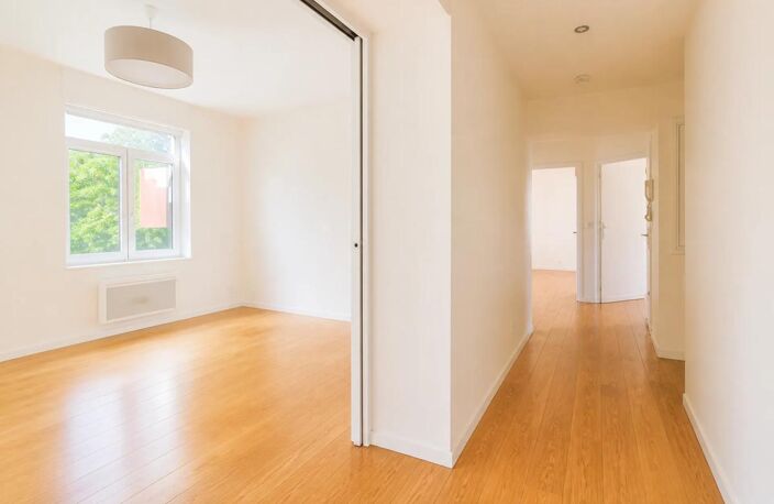 Lille - Appartement 4 pièces 85 m² avec cave — photo 2
