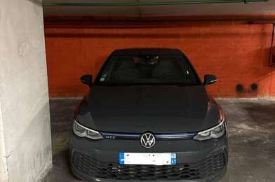 Garage  33000 €