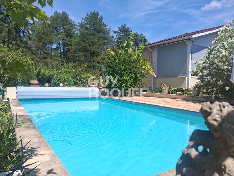 Maison avec double garage, sous-sol et piscine à 5 min d'Agen — photo 1