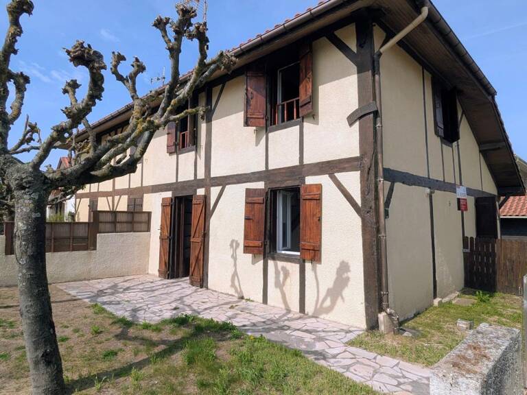 Maison À Vendre — photo 1
