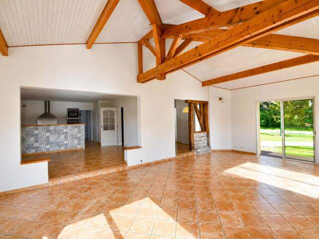 Maison À Vendre — photo du bien